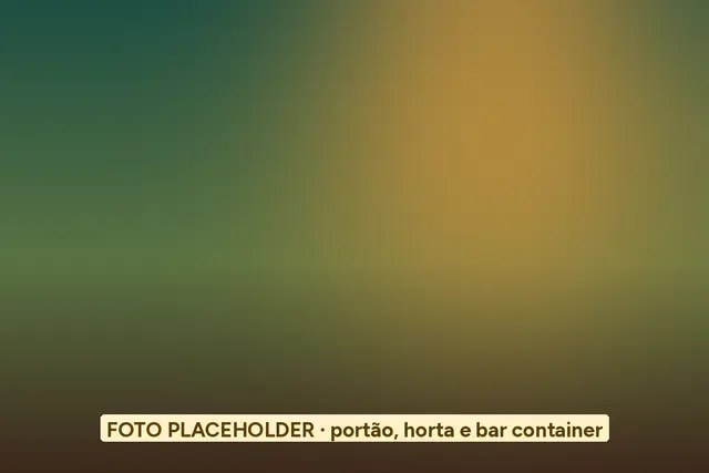 Portão de ferro, horta de temperos e bar no container do Quintal (foto provisória)